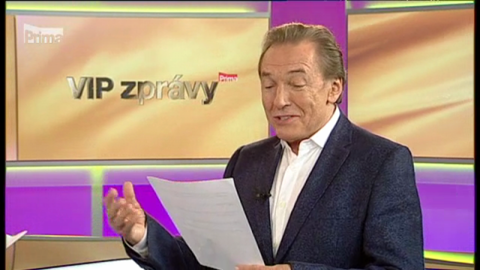 Karel Gott ve studiu VIP Zpráv předvedl divadelní výkon